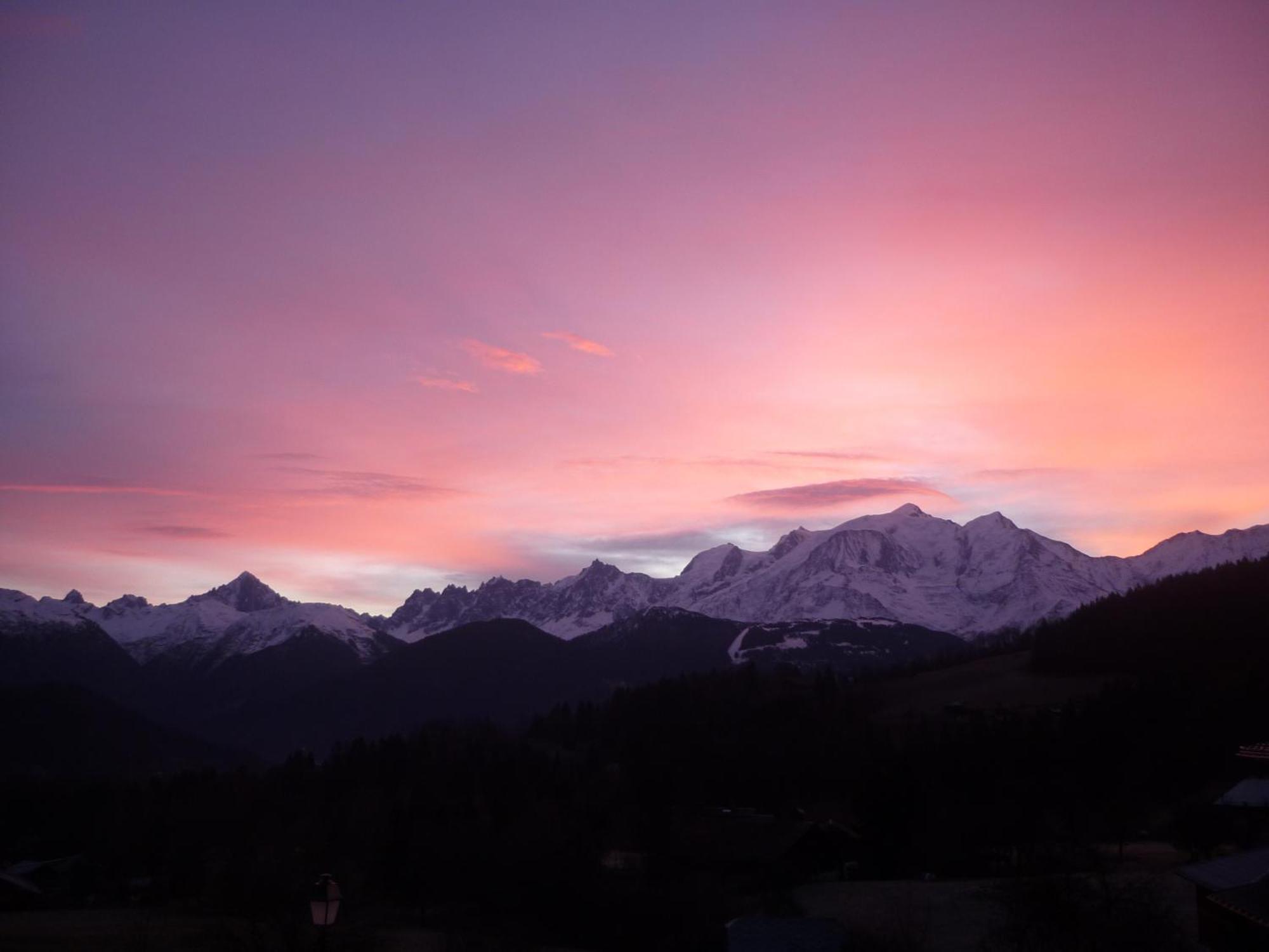 Le Chamois D'Or Hotel กอร์ดง ภายนอก รูปภาพ