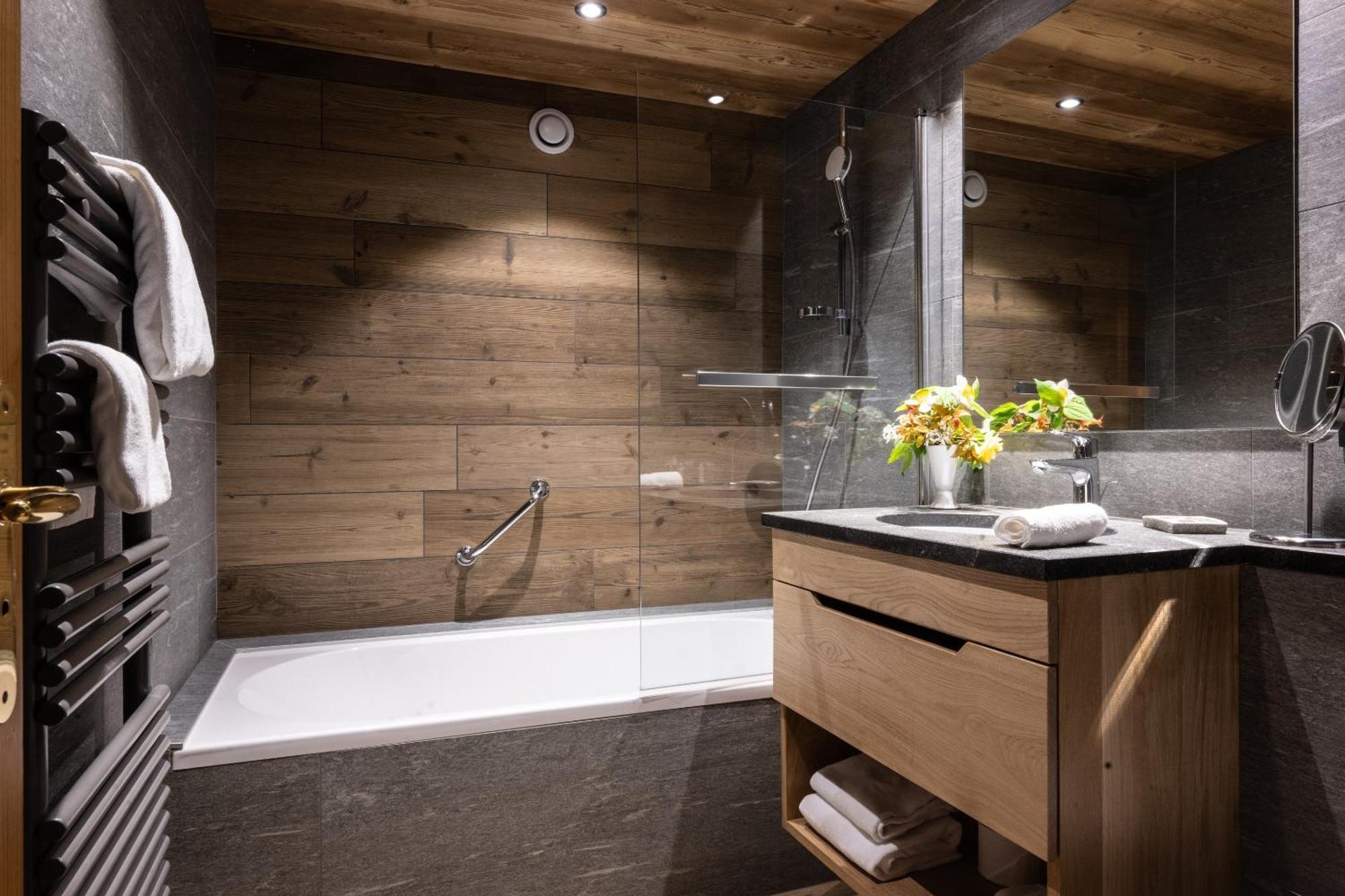 Le Chamois D'Or Hotel กอร์ดง ภายนอก รูปภาพ